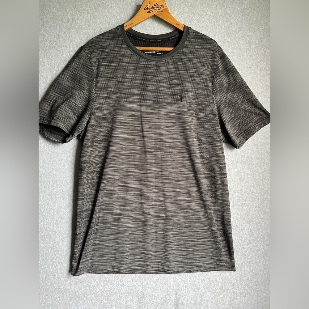 Adidas’s Shirt Men’s Large Heat Gear Tee  Fitted Grey
